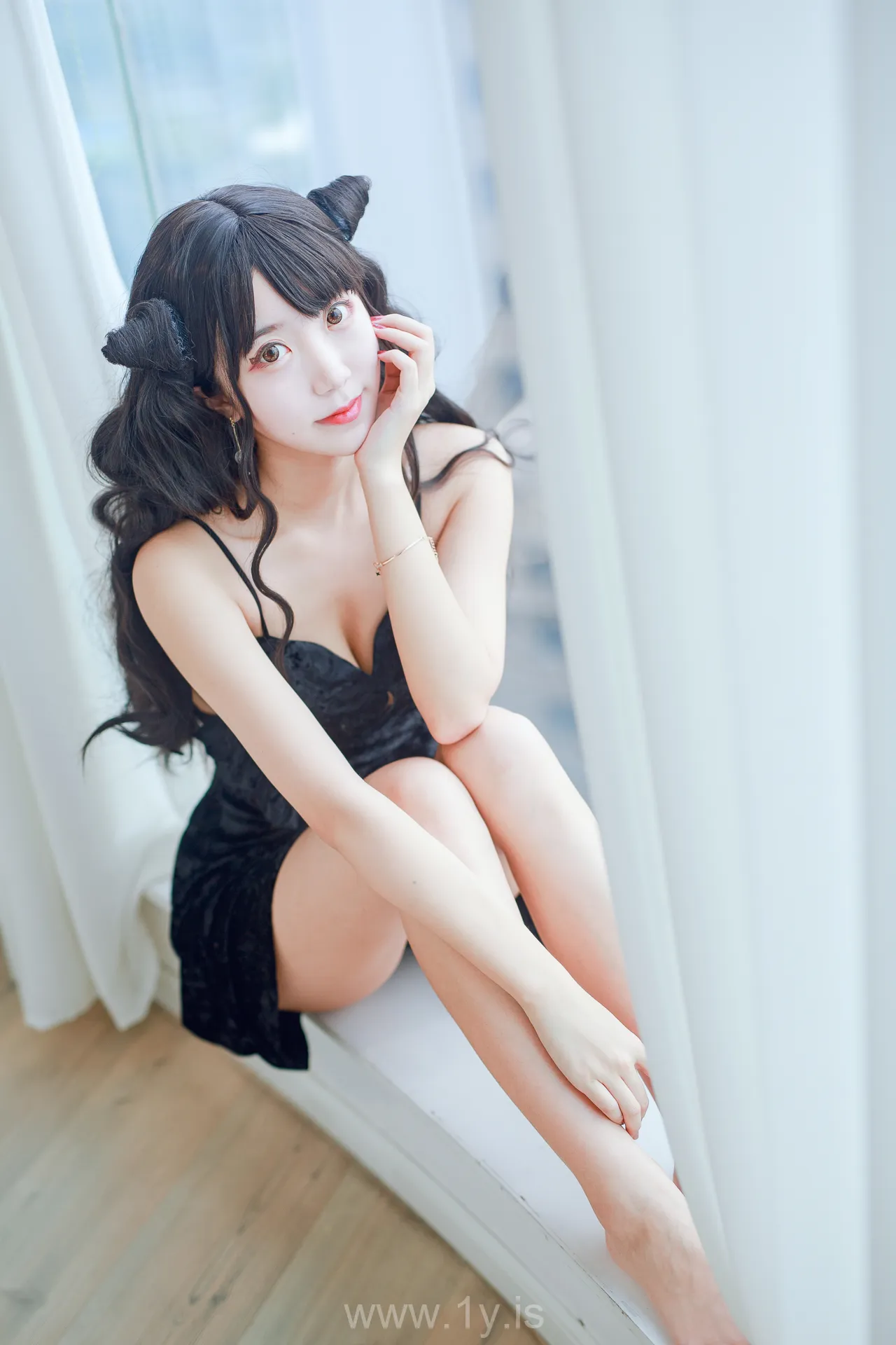 Coser@黑川 NO.027 Attractive Asian Beauty 小恶魔黑裙子